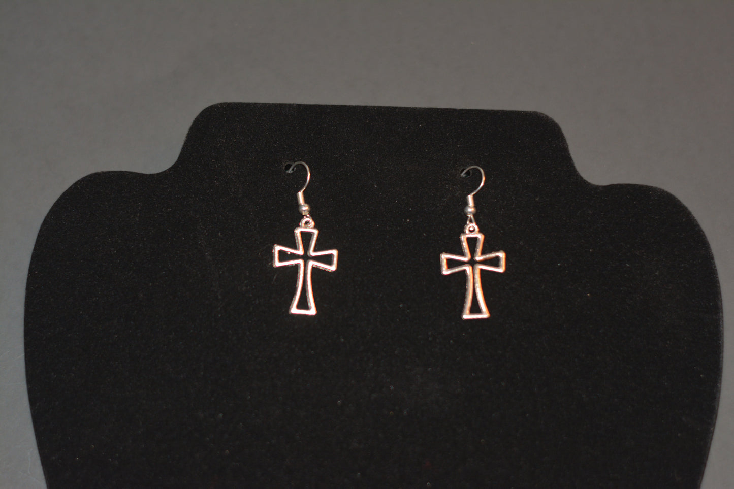 HOLLOW CROSS EARRINGS